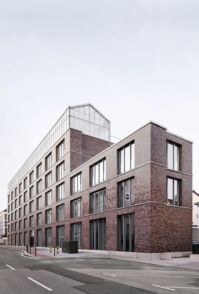 Verwaltungsgebäude am Altmarkt